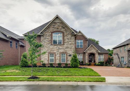 1596 Eden Rose Pl, Nolensville, TN 37135-9592
