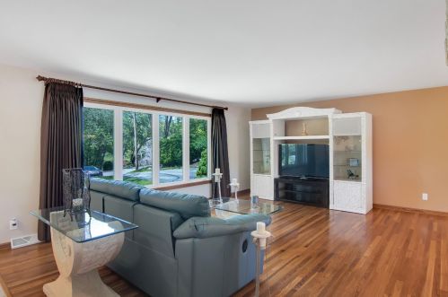 12323 White Oak Dr, Crown Point IN  46307-8420 exterior