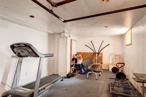 16 Harlow St, Worcester MA  01605-3321 exterior