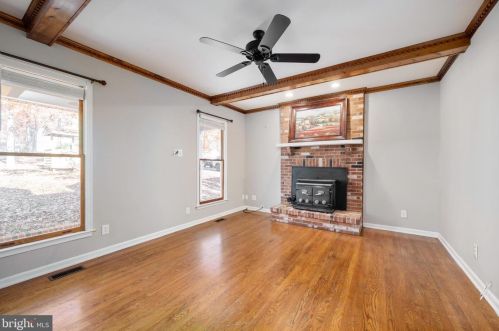 12900 Verrey Ct, Spotsylvania VA  22551-8009 exterior