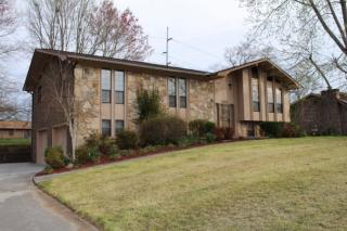 4709 Zirkle Dr, Knoxville, TN 37918-9415