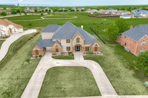 2610 Wl Ct, Cedar Hill TX 75104-6943 exterior