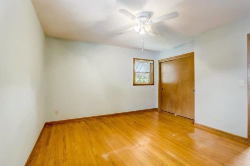 2022 116, Milwaukee WI 53226-2104 exterior