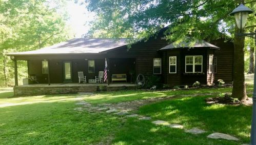 11355 Medlin Rd, Bauxite, AR 72011-9255