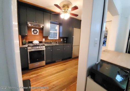 316 15 Ave, Belmar NJ 07719-2523 exterior