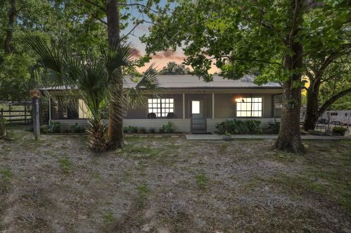 22109 Buckhill Rd, Howey In The Hills, FL 34737-4509