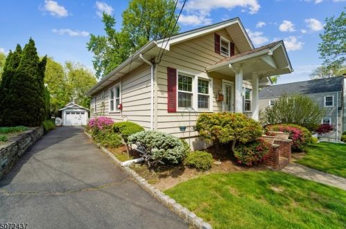 6 Marion Rd, Verona NJ  07044-1420 exterior