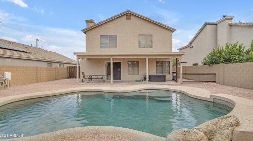 1492 Saddle St, Gilbert AZ 85233-1400 exterior