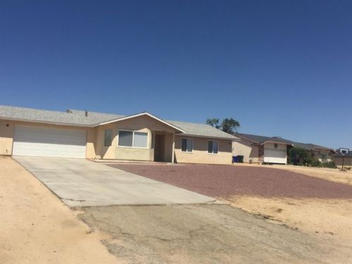 16590 Majela Ave, Victorville, CA 92394-1063