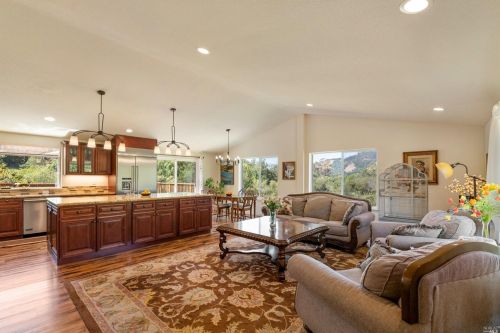4329 Sonoma Mountain Rd, Santa Rosa, CA 95404-8849