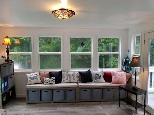 6 Jeremy Dr, East Lyme CT  06333-1544 exterior