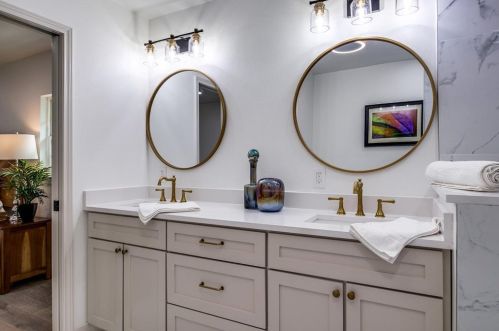 816 Kingswood Ave, Richardson TX 75080-3045 exterior