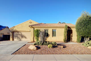 4354 Summit St, Gilbert, AZ 85297-4551