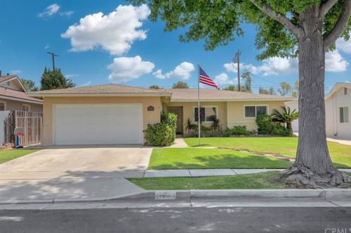 700 Galen Dr, La Habra, CA 90631-3511