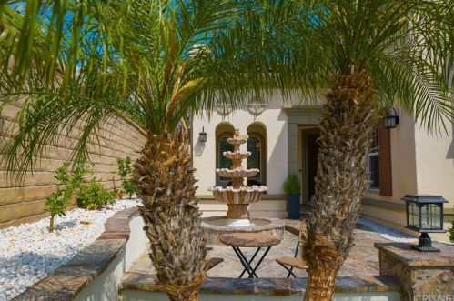 29184 Valley Oak Pl, Santa Clarita, CA 91390-4195