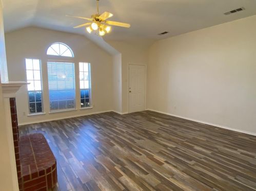 1310 Bayberry Way, Midlothian TX  76065-5054 exterior