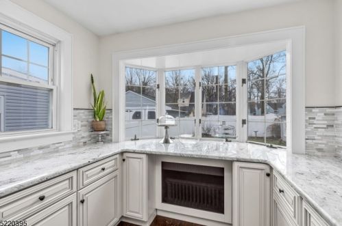 355 Hemlock Ave, Garwood NJ  07027-1430 exterior