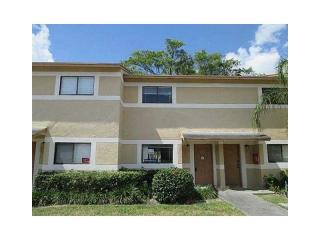 9455 Palm Cir, Hollywood FL  33025-1170 exterior