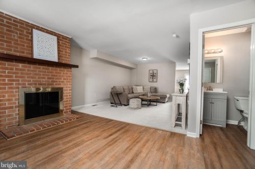 627 Coates Ln, Norristown PA  19406-2558 exterior