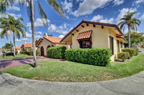 5237 Bolero Cir, Delray Beach, FL 33484-1302