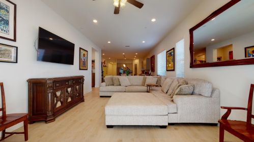 52040 Avenida Velasco, La Quinta CA  92253-3080 exterior