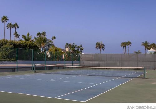 80 Montego Ct, San Diego CA 92118-3253 exterior