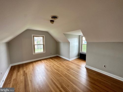 201 Sharpless Dr, Wilmington DE  19803-2507 exterior