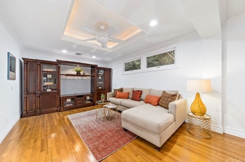 4330 Theresa St, Long Beach CA  90814-1334 exterior