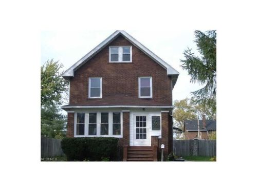 1777 34th St, Lorain, OH 44055-1749