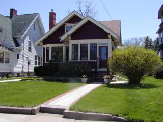 1267 Merritt Ave, Oshkosh, WI 54901-5347