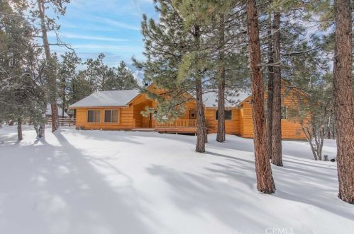 1051 Heritage Trl, Big Bear City, CA 92314-8835