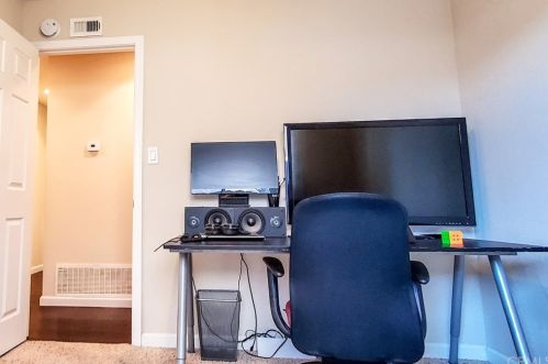 8945 Libra Dr, San Diego CA 92126-4708 exterior