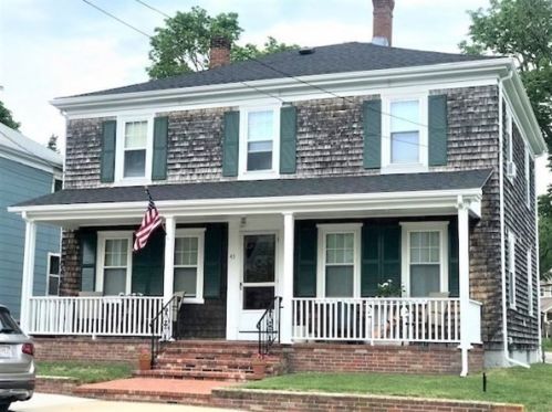 43 Alden St, Plymouth, MA 02360-4514