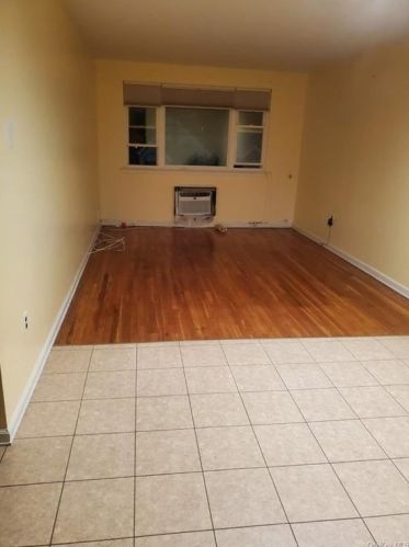 2347 Haviland Ave, Bronx NY  10462-5305 exterior