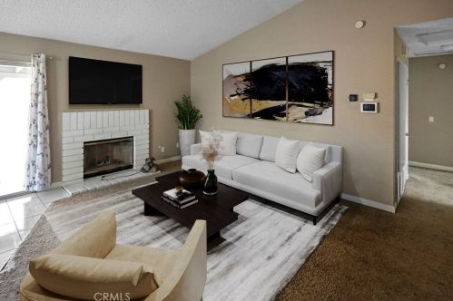 45124 Watford Ave, Lancaster CA  93535-2672 exterior