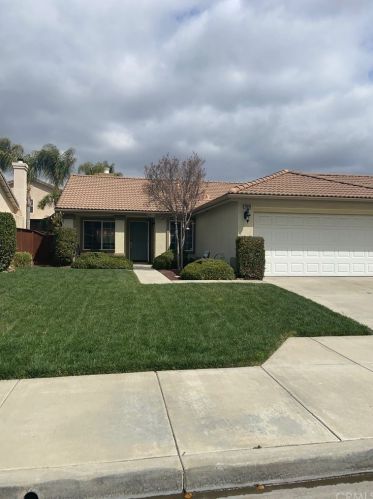 21912 Carnation Ln, Wildomar, CA 92595-7813