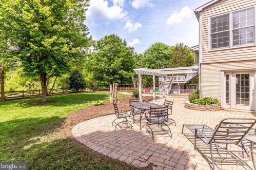 12664 Crabtree Falls Dr, Bristow VA  20136-2161 exterior
