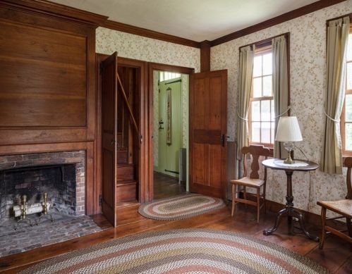 149 Hubbardston Rd, Barre, MA 01005-9778