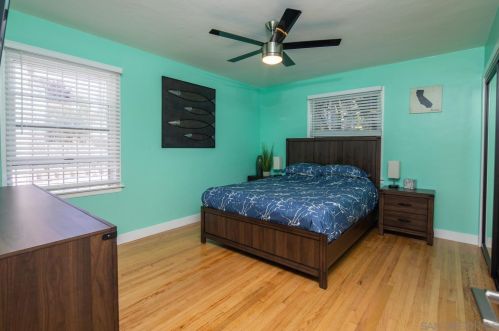 4134 Narragansett Ave, San Diego CA 92107-2619 exterior