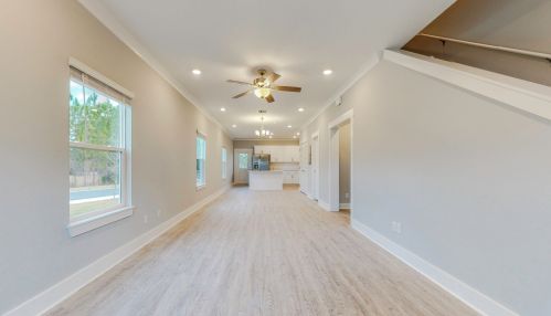 226 Date Palm Ln, Freeport FL  32439-3727 exterior