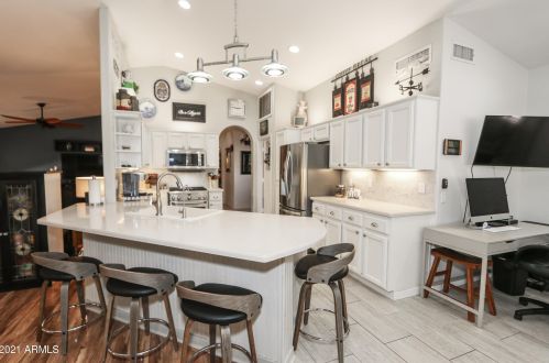 10217 Hercules Dr, Chandler AZ  85248-7616 exterior