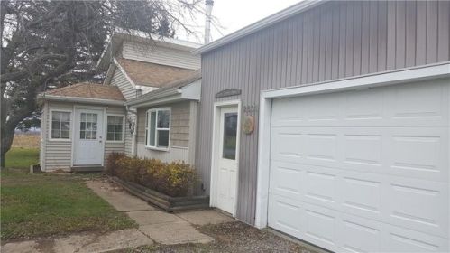 2831 Spangle St, Canandaigua, NY 14424-9546