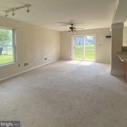 430 Wind Dr, Dover, DE 19901-8606