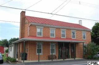 64 Main St, Carlisle, PA 17015-9505