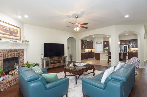 204 Battleship Dr, Georgetown TX  78628-7149 exterior