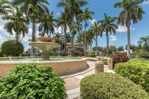 7181 Foxworth Ct, Boynton Beach FL  33437-6455 exterior