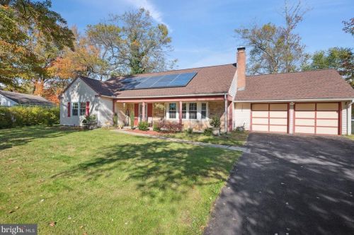 42 Edison Ln, Willingboro NJ  08046-2406 exterior