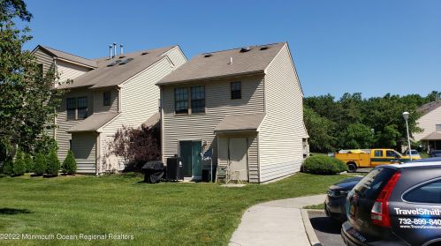1400 Violet Ln, Jackson Twp, NJ 08527-4157