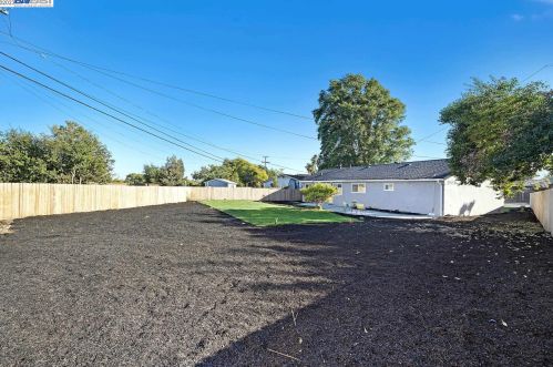 7769 Deervale Ct, Pleasanton CA  94568-1016 exterior