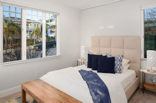 4453 Bermuda Ave, San Diego CA 92107-3809 exterior